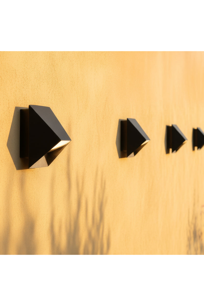 Modern Geometrik Duvar Apliği – Alüminyum Gövde – Siyah / Beyaz / Alüminyum