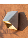 Modern Geometrik Duvar Apliği – Alüminyum Gövde – Siyah / Beyaz / Alüminyum