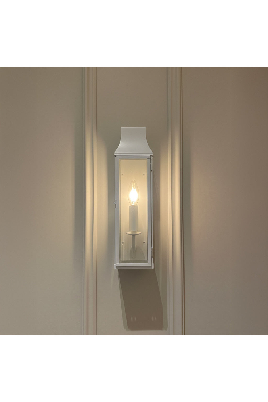 Metal Camlı Modern Duvar Apliği Dekoratif Fener Aydınlatma