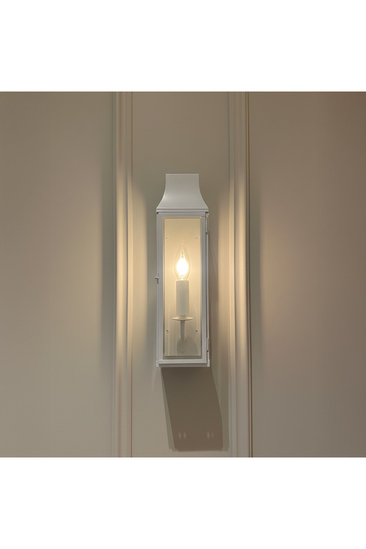 Metal Camlı Modern Duvar Apliği Dekoratif Fener Aydınlatma