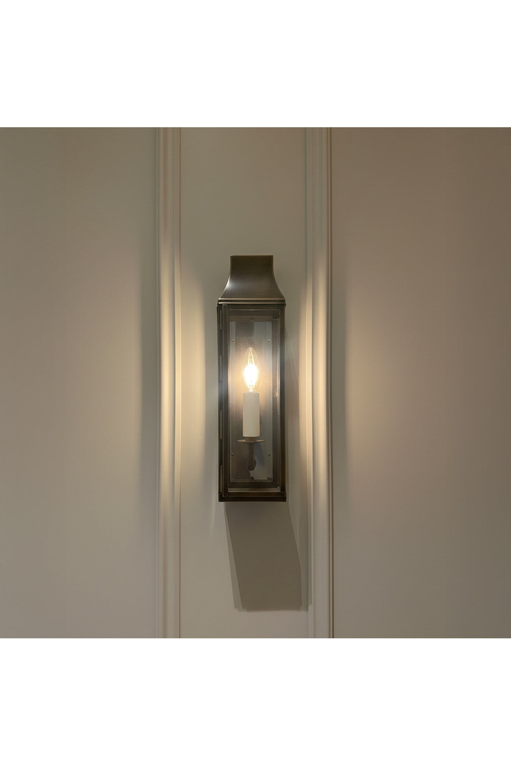 Metal Camlı Modern Duvar Apliği Dekoratif Fener Aydınlatma