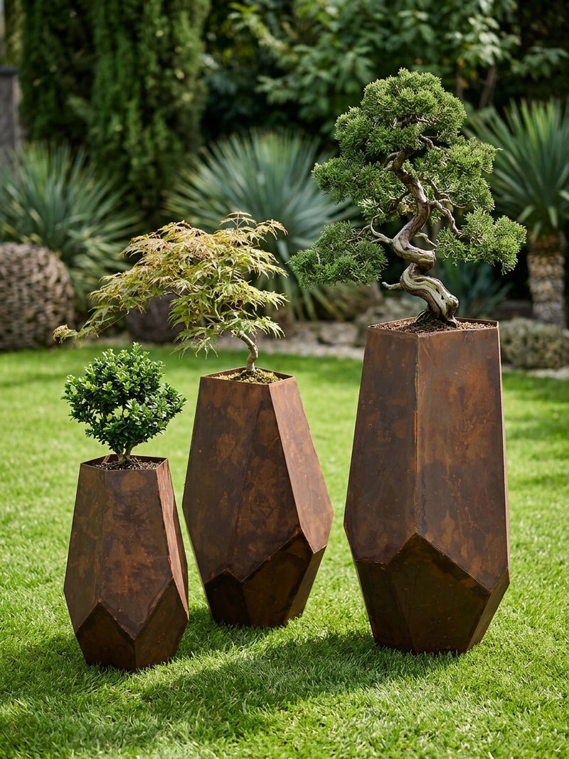 Göktaşı Saksı — corten, bahçe